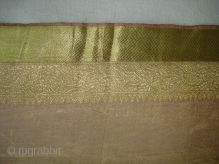 Dupatta Zari brocade(Real Gold) from Varanasi,Uttar Pradesh India.Made to order for some Royal Family of Rajasthan.Circa 1900.Condition is very nice. Its size is 178cm x 250cm(DSC04460 New).      