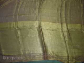 Dupatta Zari brocade(Real Gold) from Varanasi,Uttar Pradesh India.Made to order for some Royal Family of Rajasthan.Circa 1900.Condition is very nice. Its size is 178cm x 250cm(DSC04460 New).      