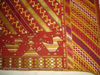 Phulkari From East(Punjab) India.Known Sarpallu Phulkari. Very rare influence of showing Ducks both sides(DSC02714 New).
                  