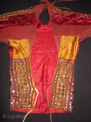 Ceremonial Women’s Blouse (Kapada) Fine Mutwa Saiyed Embroidery from Kutch Gujarat India. India.Silk Embroidery on the Silk, With fine Quality Mirror Work. This were traditionally used mainly Mutwa Saiyed Community of Abdasa  ...