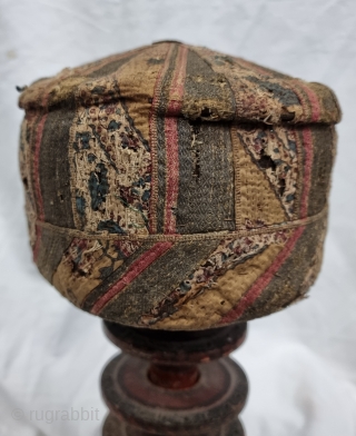 Topi (Hat) Floral Chintz Kalamkari Hat, Hand-Drawn Mordant-And Resist-Dyed Cotton,From Coromandel Coast South India. India. 

C.1825 - 1850.

Made to Order for the South East Asian Markets(20220929_152405).       
