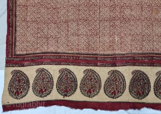 Floral Chintz Kalamkari , Hand-Drawn Mordant-And Resist-Dyed Cotton, From Rajasthan . India. 

C.1875 - 1900.

Exported to the  South East Asian Markets.

Its size is 138cmX236cm (20220930_150556 ).      