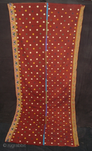 Wedding Odhani (Cotton) From Tharparkar Area of Pakistan. This were Traditionally used mainly by Sodha Rajput of Tharparkar region.C.1900.Its size is 100cmX235cm(DSC05482 New).          