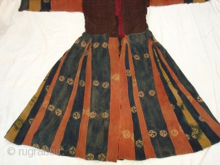 Zanskar (Coat)Dress From Ladakh.India.C.1900. has been used and made by yaks Wool.This are Ceremonial Costumes relating found in Ladakh,with a bold Tie and Dye Design(DSC07555 New).       