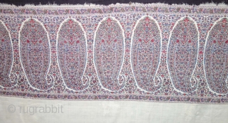 Highly Sikh Period Palledar Shawl of Kani Jamawar, From Kashmir, India. c.1820-1840. Its Size is 130cmx300cm (DSC08522).


                