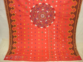 Woman’s Shawl(Abochchini),Probably from Meghwar Group ,Tharparkar Pakistan.Its size is 147cmX207cm(DSC01444 New)                      