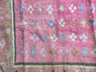 Finnish ryijy rug, 167x134, made about 1830. In used condition.                       
