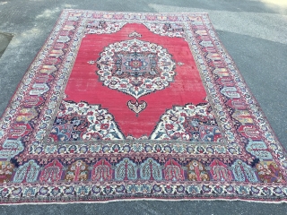 An big and beautiful early 20th c. antique rug made in East Iran, Mashad or Dorokch perhaps. It's 488x347 cm and in used condition. It could use a bath but it's not  ...