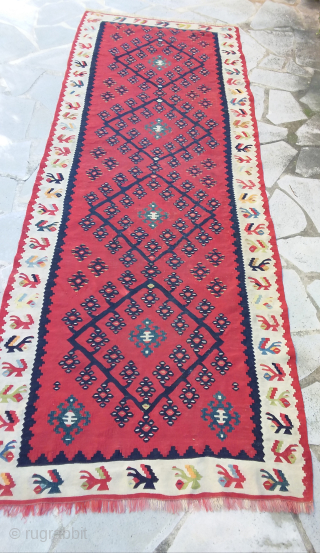 Sharkoy Kilim circa 1900 - 250 x 0,91
Contact via WhatsApp : +33 (0) 614362146                   