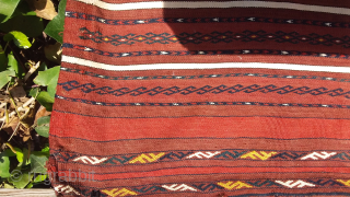 Turkmen face tent bag,, fine weaving, perfect condition, circa 1880/1900.
Contact via WhatsApp : +33 (0) 614362146                 