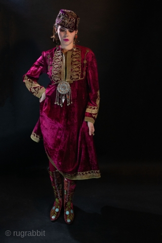 Antique velvet dress of great condition and quality with gold couching and embroidery. Late 19th/early 20th c Hazara Afghanistan    Check out our on line store at Singkiang.shop   