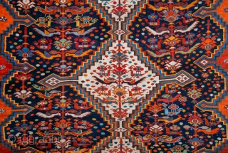 Very Beautiful Persian Khamseh Rug circa 1870s size 150 x 192 cm                     