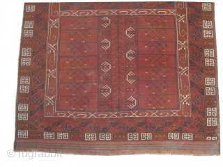 
Engsi Afghan, old, 191 x 138 (cm) 6' 3" x 4' 6"  carpet ID: HGW-4
Both edges are finished with kilim, the shirazi borders are woven on two lines with goat hair,  ...