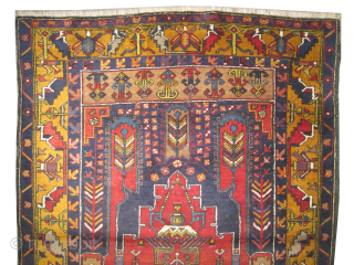 

Yahyali prayer Turkish, semi antique, 113 x 202 cm,  ID: K-5552
The knots are hand spun lamb wool, the warp and the weft threads are 100% wool, the shirazi borders are woven  ...
