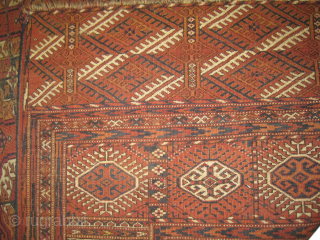 
Tekke Turkmen, antique, collectors item, 228 x 335 cm, ID: RSZ-5
The black knots are oxidized, the knots are hand spun wool, the warp and the weft threads are 100% wool, the pile  ...