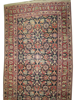 
Dorosh Persian, antique, 96 x 450 cm, ID: MMM-14
 vegetable dyes, the black color is oxidized, the knots are hand spun lamb wool, all All oover Herati design, the background color is  ...