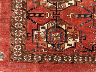 Tekke torba, pre-1850, 117x46 cm, very fine weaving, some (moth) damages, but overall good pile, contact: matthiaswohlgemuth@gmx.ch                