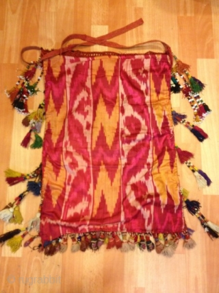 THİS İS OLD BAG TASSEL
İNSİDE SİLK TASSEL AND SİLVER 
FROM UZBEKİSTAN                      