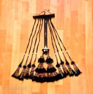 Uzbek asian colored tassel wall hanging and decorative your Home

Size: height 62 cm


Please feel free if you have any kind of question

Shipment is world wide door to door step...

FAST WORLDWIDE SHIPPING by  ...