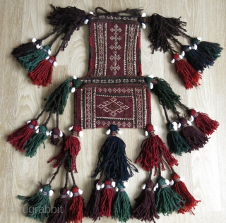 Afghanistan Balouch double side woven salt bag. Circa 1920s. Natural colors. Size: 46 cm x 29 cm (18" x 11.5"), plus the tassels 30 cm (12").       