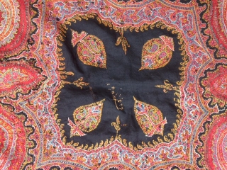 September sale :
A square Indian ( embroidery shawl ) signed in center .
in condition as here , don't ask me more photo please . thanks .
Circa : 19th .    