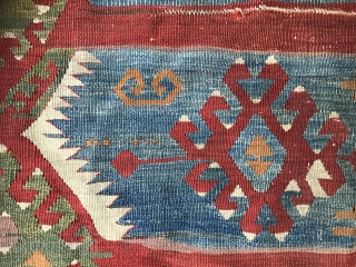 Fragment of an Anatolian kilim so called Saf . Cool piece ! Size : 182x122cm
Circa 1850 or 3/4 years before:-) price : SOLD.          