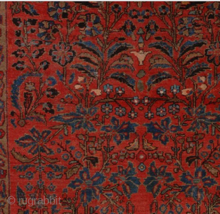 On offer is an antique handmade Hamadan Persian rug from the first half of the 20th century. 
Size:142 cm × 185 cm 
Vegetable Dyes. 
Origin: Persia/Iran. Antique collector’s Item. 
FREE SHIPPING  