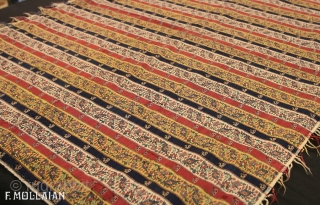 Lovely Antique Persian Kerman Textile, 19th Century,

118 × 88 cm (3' 10" × 2' 10"),


For Extra EU citizens/UE Companies: €1,900.00             