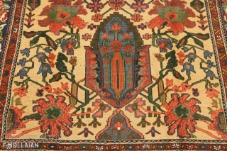 Lovely Antique Bakhtiari Carpet, 1900-1920

281 × 168 cm (9' 2" × 5' 6")
                    