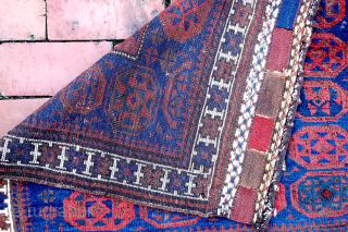 Large Baluch "Star" Bag Face-- approx 32 × 34”

Most Baluch “star” bags have octagonal hearth medallions; this one is square with unusual purple dye. Large, book-worthy old collector’s piece.

Ex James Douglas personal  ...