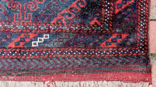 Sistan Baluch Khorgin Faces-- approx 29 × 30” 

Classic Sistan Khorgin faces with diamond medallion and piled side “bridges.” Thick and lustrous wool.

Ex James Douglas personal collection. Mr. Douglas was a scholar  ...