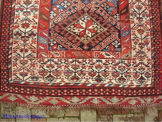 Kurdish. 3 ft 10 in  x 9 ft 0 in-- Glowing circa 19th century. White border with early Sauj Bulak design. Referred to as Western Mountains Kurd as well as Sauj  ...