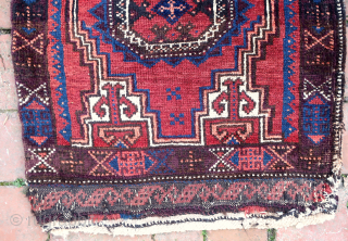 Baluchi Balisht Bedding Bag c. 19th cent-- 19 1/2 x 33”

Full bedding bag with original back.  Large double Salor gulls with open field harks of ancient Turkoman ancestry. Elaborate original   ...