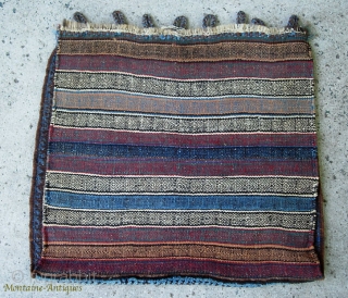 Luri  Saddle Bag, 22 x 22 in.,  ca. early 20th cent.  Great  kelim  back, Excellent condition, Full thick pile. $15 to ship anywhere in US.   