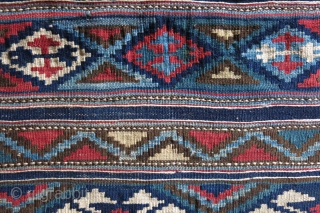 Caucasian - Shirwan kilim bag. natural colors in good condition. Little part folded inside and turned into a pillow cover. Circa 1900 or earlier- Size : 26" X 25" - 66 cm  ...