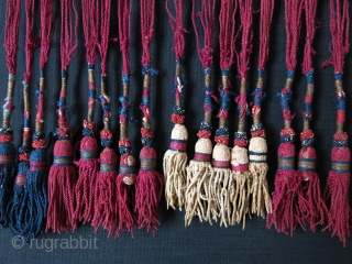 Kirgiz tribal yurt hanging. Applique embroidery on velvet with silk tassels. Circa 1900 or earlier. size: 80" X 6" and 7" long tassels. - 200 cm X 15 cm - 18 cm. 