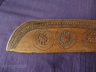 Antique Anatolian Wood Pack Animal Band Weaving Comb & Knife. 

It is all hand carved and great workmanship. It also has a date 1341 which is 1920.

Size: 3" x 16" - 7.5  ...