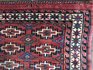 Antique Turkmen Yomud Chuval in very good condition. Full pile with complete ends and original side cords.. Unusual stepped and hooked major guls (sekis-kochak) with diamond shaped minor guls. Organic saturated colors  ...
