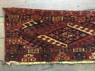 Antique Turkmen Yomud Torba with all natural dyes and in excellent condition.
Field consists of dyrnak guls. Side cords original and top fold over complete. Size: 52" X 13"/132 X 33cm. Unusual skirt  ...