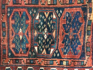 Early Antique Jaf Kurd bag face, probably from the 3rd Qtr 19th Century. All natural colors including a variety of saturated blues and greens. Bold and unusual design. Mostly full pile with  ...
