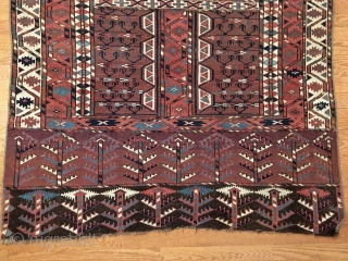 Antique Yomut Engsi from circa 1875. All natural dyes including a saturated blue and generous use of aubergine. Excellent condition with very good pile throughout. Two minor slightly detectable repiled spots at  ...