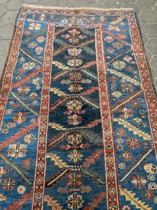 Antique Persian Heriz / Bakhshayesh long rug with a "chain saw" design, size: ca. 370x130cm / 12'2''ft x 4'3''ft              