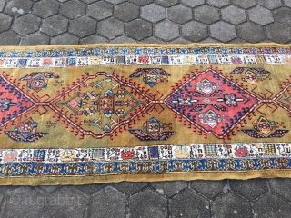 Antique camel ground Persian Sarab runner, very decorative. Size: ca 500x100cm / 16'4'' x 3'3''ft                  