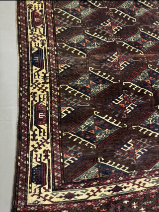 Antique Turkmen main-carpet woven by the Yomud tribe. Beautiful Dyrnak Gul Design. Size: circa 290x170cm / 9’6ft by 5’6ft http://www.najib.de             