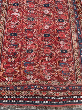 Antique tribal rug woven by Khamseh tribes of Southpersia, size: ca. 270x145cm / 8’9ft by 4’8ft http://www.najib.de                