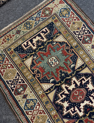 A beautiful antique Caucasian Leshgi Shirvan rug, size: circa 160x110cm / 5’3ft by 3’6ft http://www.najib.de                  