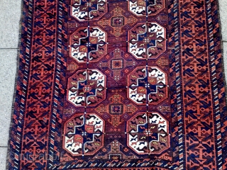 Antique Baluch rug with Tekke Gul design. Interesting collector´s piece. Size : ca 197cm x 102cm                 