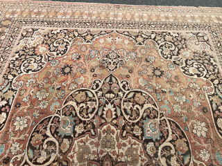 A fine antique Persian Tabriz Haji Jalili carpet, Size: circa 390x290cm / 12’8ft by 9’5ft 

The most artful Tabriz carpets attributed to the workshop of Haji Jalili possess incredible refinement and sophistication.  ...