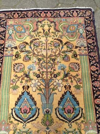 Antique Persian Tabriz (?) rug from the 1920´s, size: 160x95cm / 5'2''ft x 3'1''ft, nice design and beautiful yellow ground color, some light wear in the middle. www.najib.de     