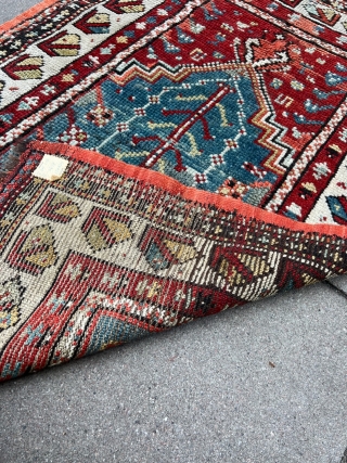 Antique Anatolian prayer rug, size 115x85cm / 3’8ft by 2’8ft http://www.najib.de                      